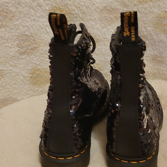 Doc Marten's sequence boots - Picture 2 of 4